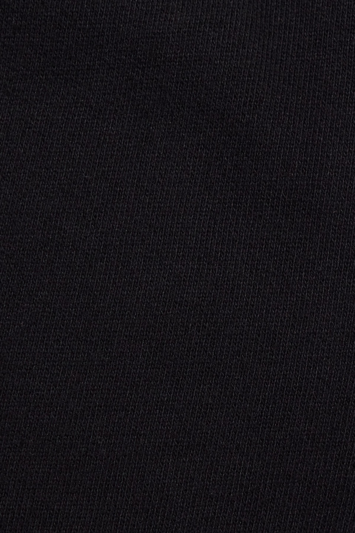 100080323_06V_alt3_1920x2880.jpg