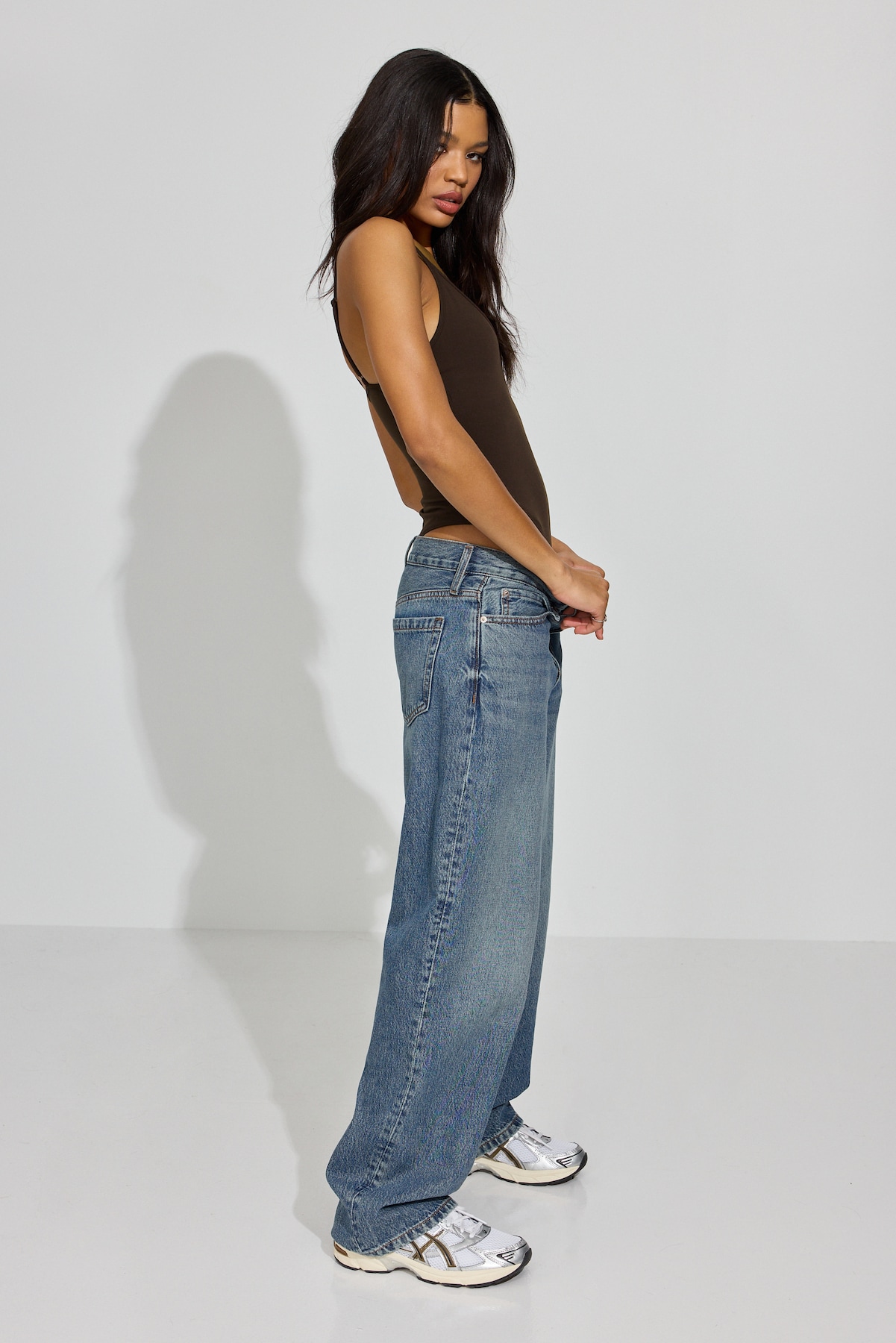 100094764_4DD_alt3_1920x2880.jpg