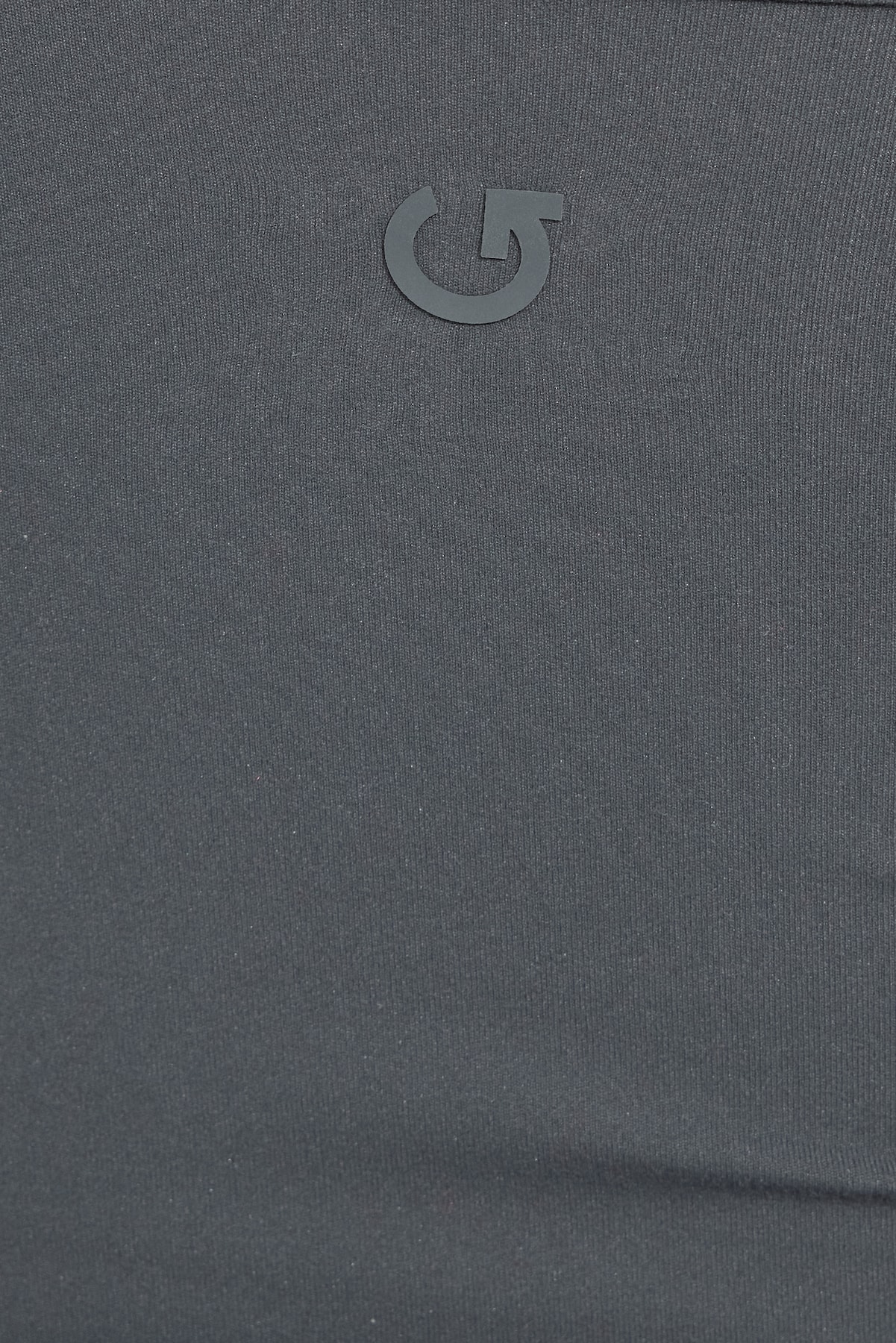 100094764_8D1_alt3_1920x2880.jpg