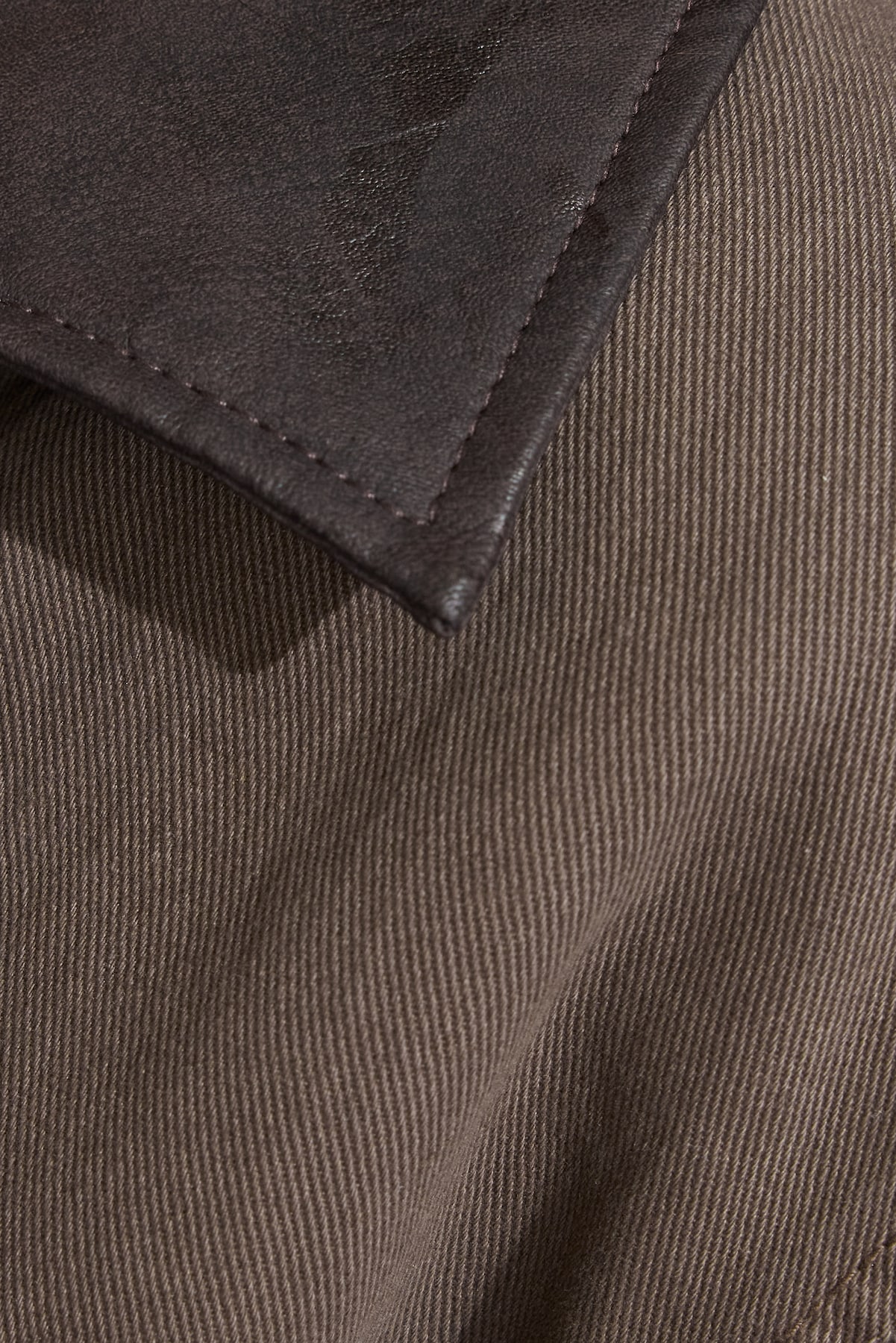 100098207_88H_alt4_1920x2880.jpg