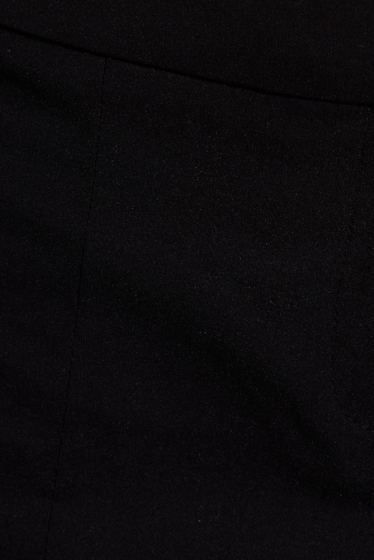 100098765_06V_alt5_1920x2880.jpg