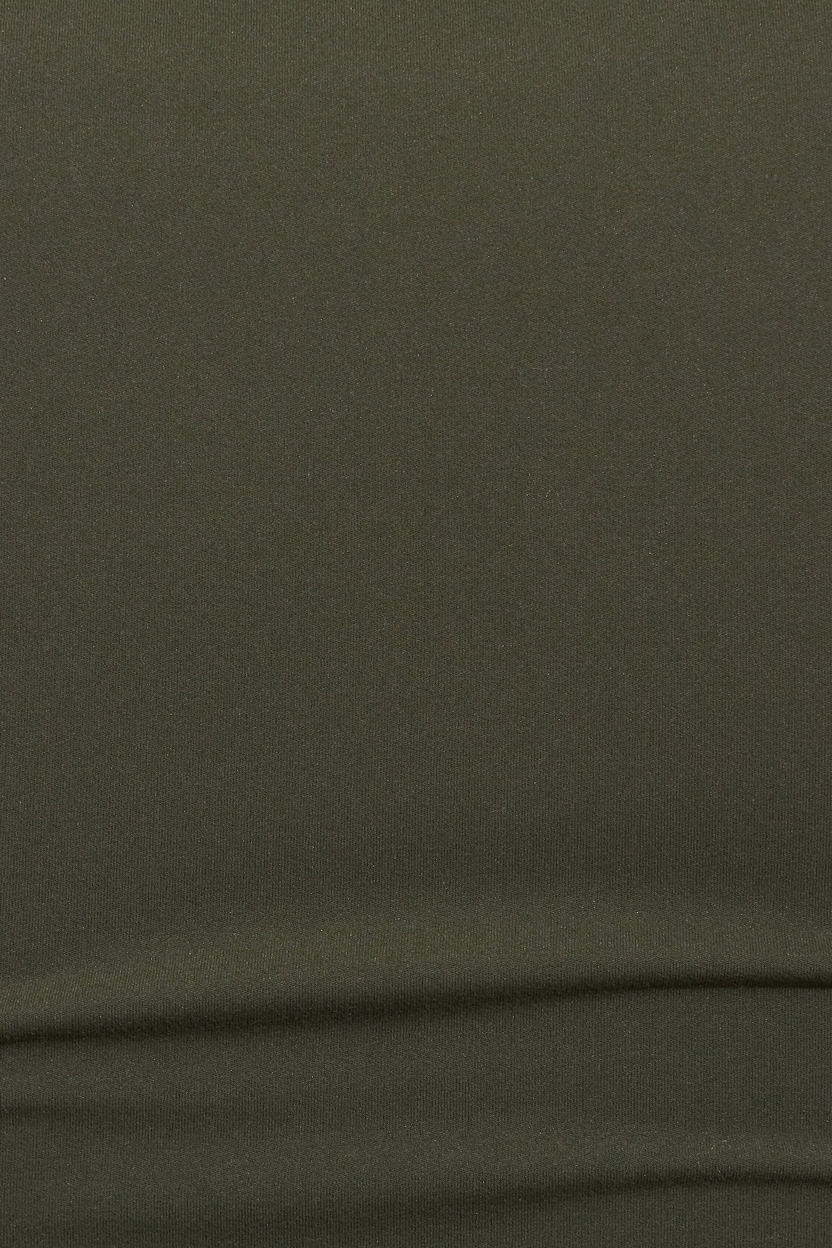 100100045_8AI_alt3_1920x2880.jpg