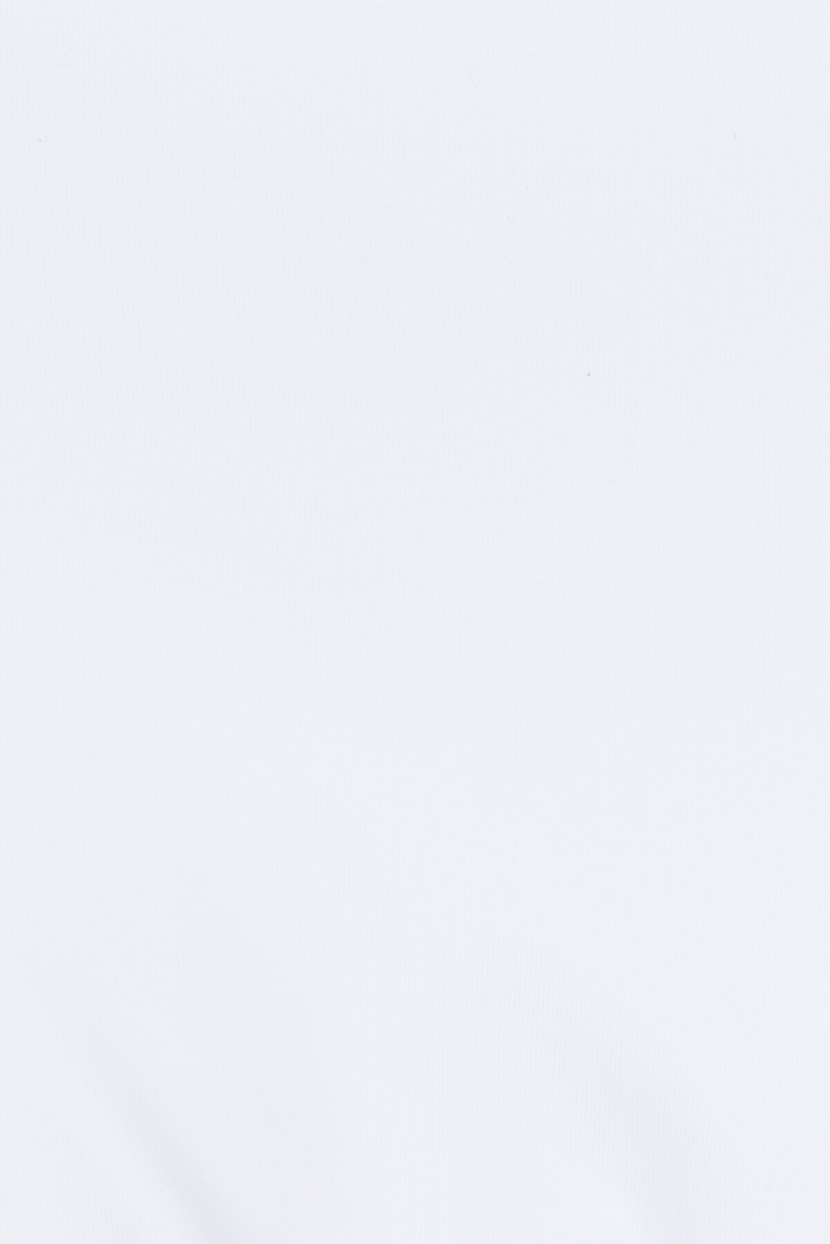 100101571_04N_alt6_1920x2880.jpg