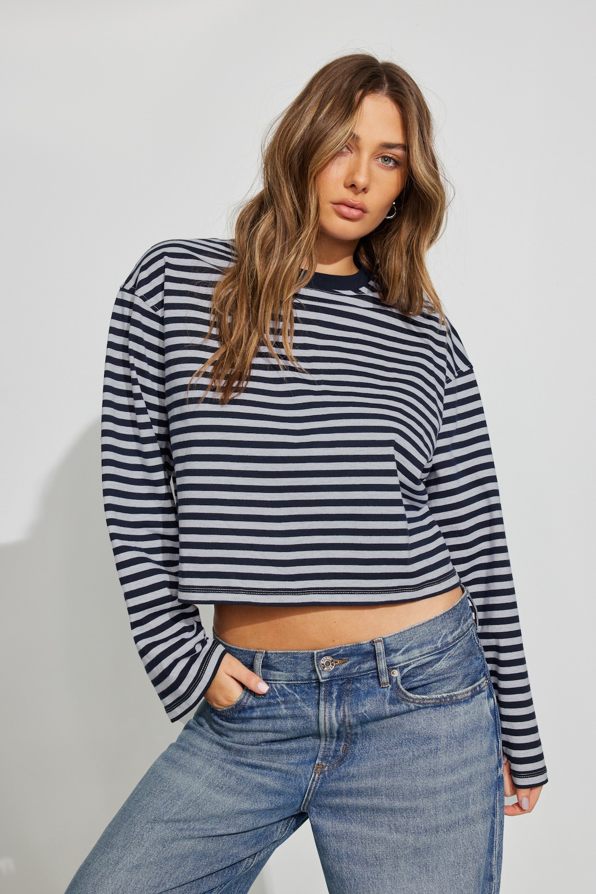 100102661_8KR_1920x2880.jpg
