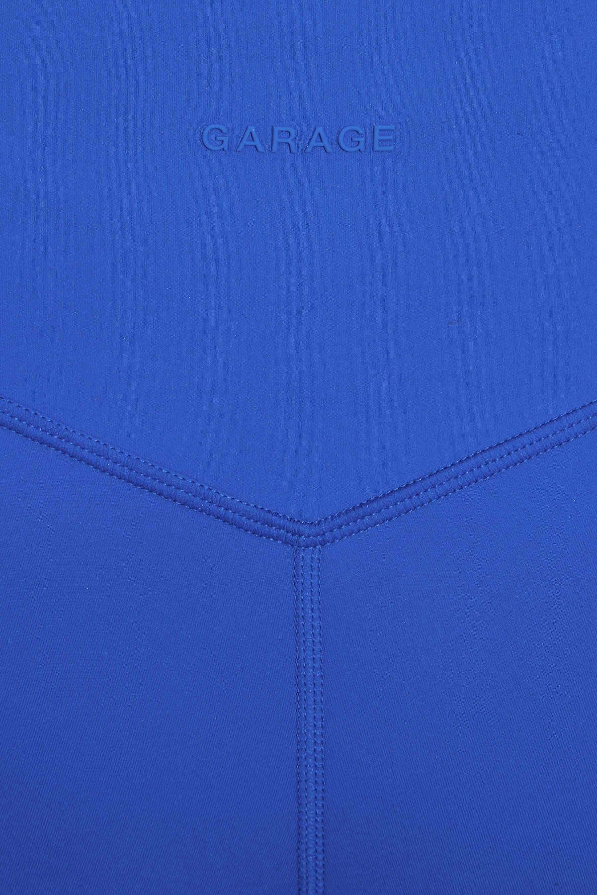 100102876_08L_alt7_1920x2880.jpg
