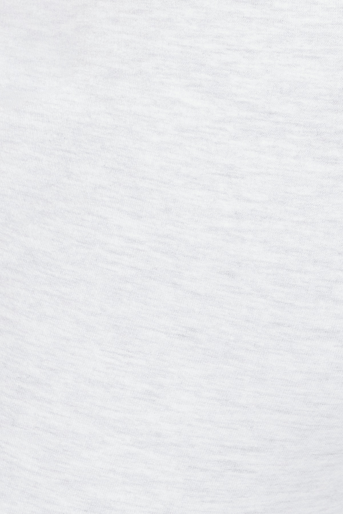 100102968_18X_alt4_1920x2880.jpg