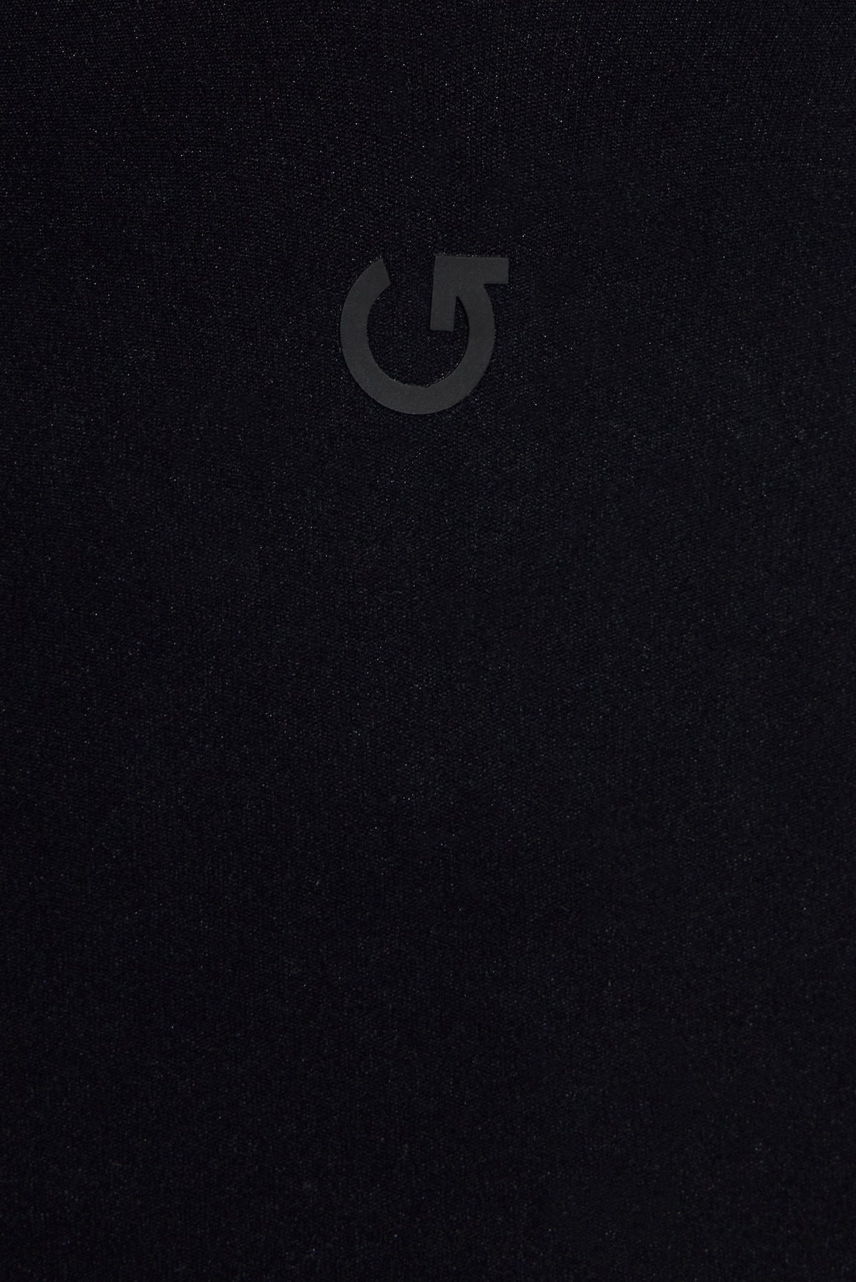 100103089_06V_alt3_1920x2880.jpg