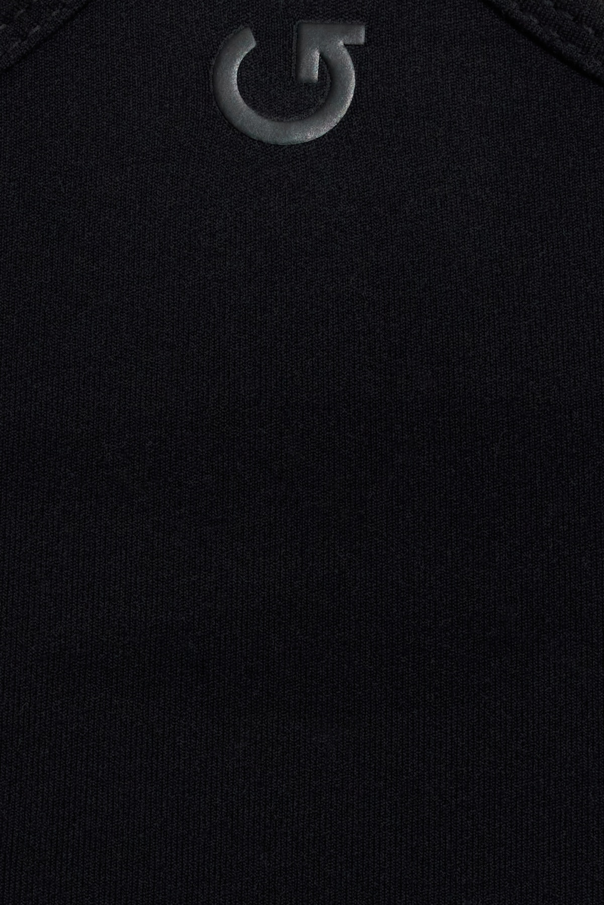 100103304_06V_alt4_1920x2880.jpg