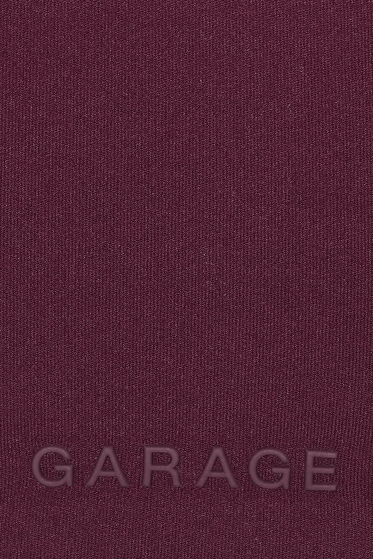 100103305_01G_alt4_1920x2880.jpg