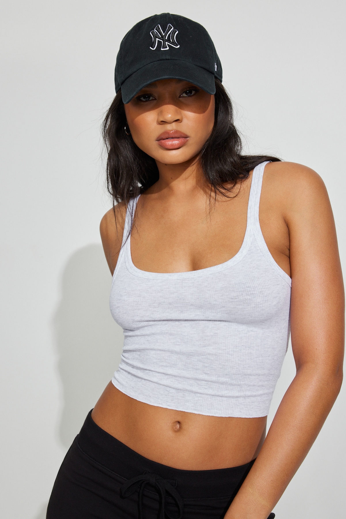 100103365_69I_1920x2880.jpg