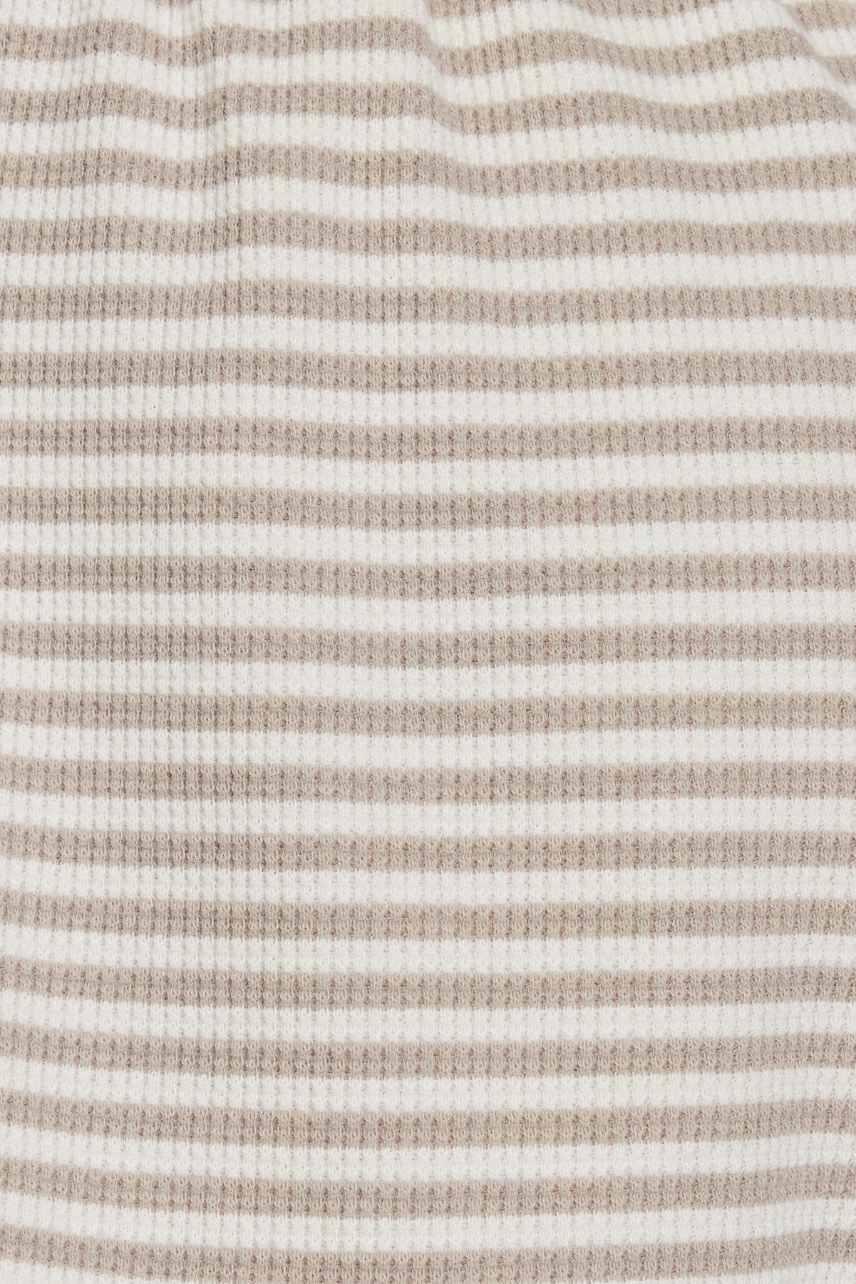 100103497_8KL_alt3_1920x2880.jpg