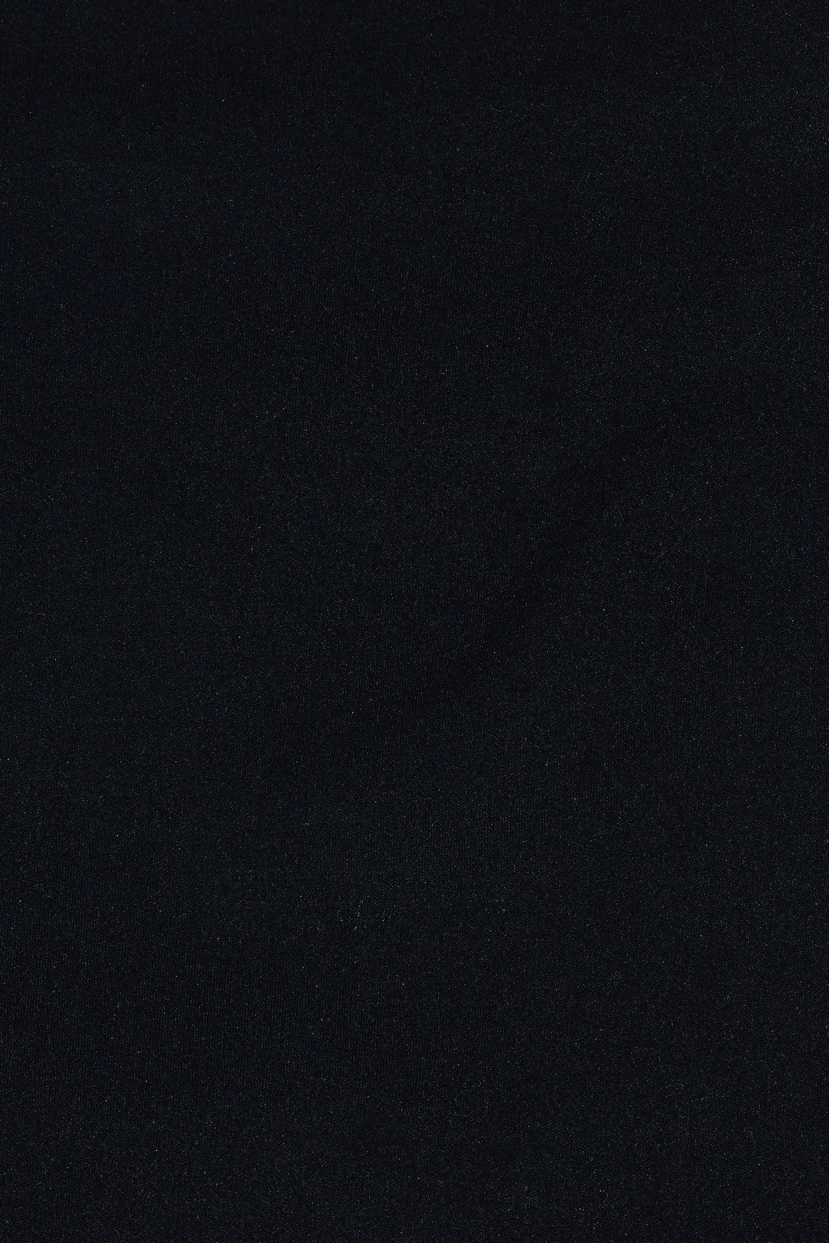 100103801_06V_alt3_1920x2880.jpg