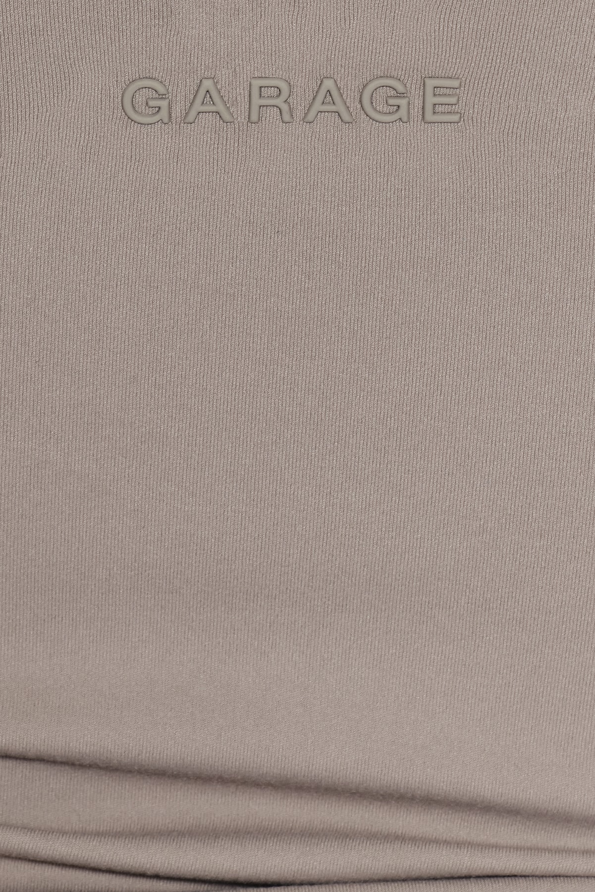 100103895_3HS_alt4_1920x2880.jpg