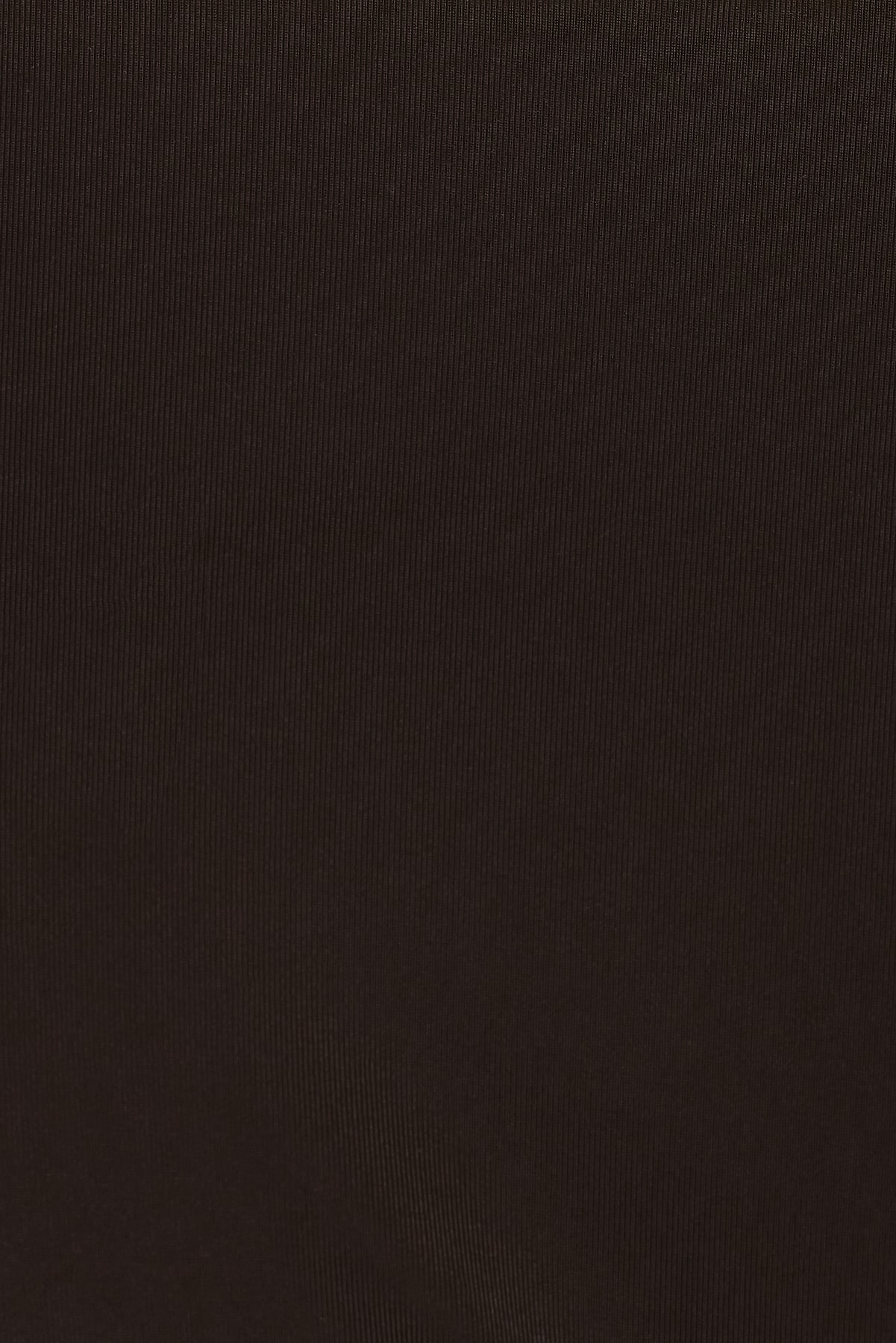 100103968_8OW_alt5_1920x2880.jpg
