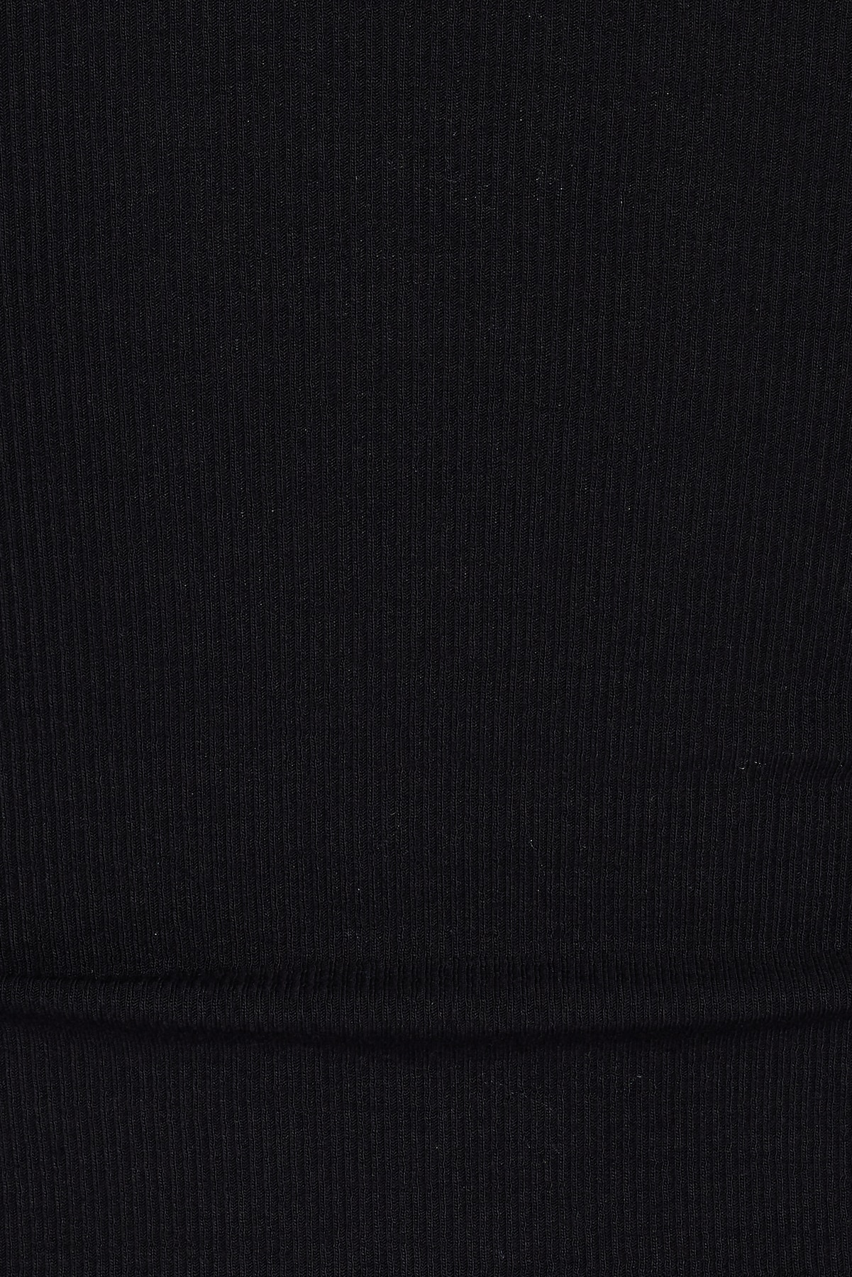 100104562_06V_alt3_1920x2880.jpg