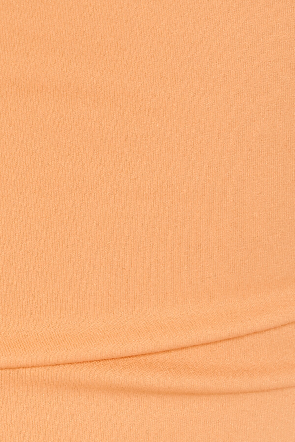 100104881_8K4_alt3_1920x2880.jpg