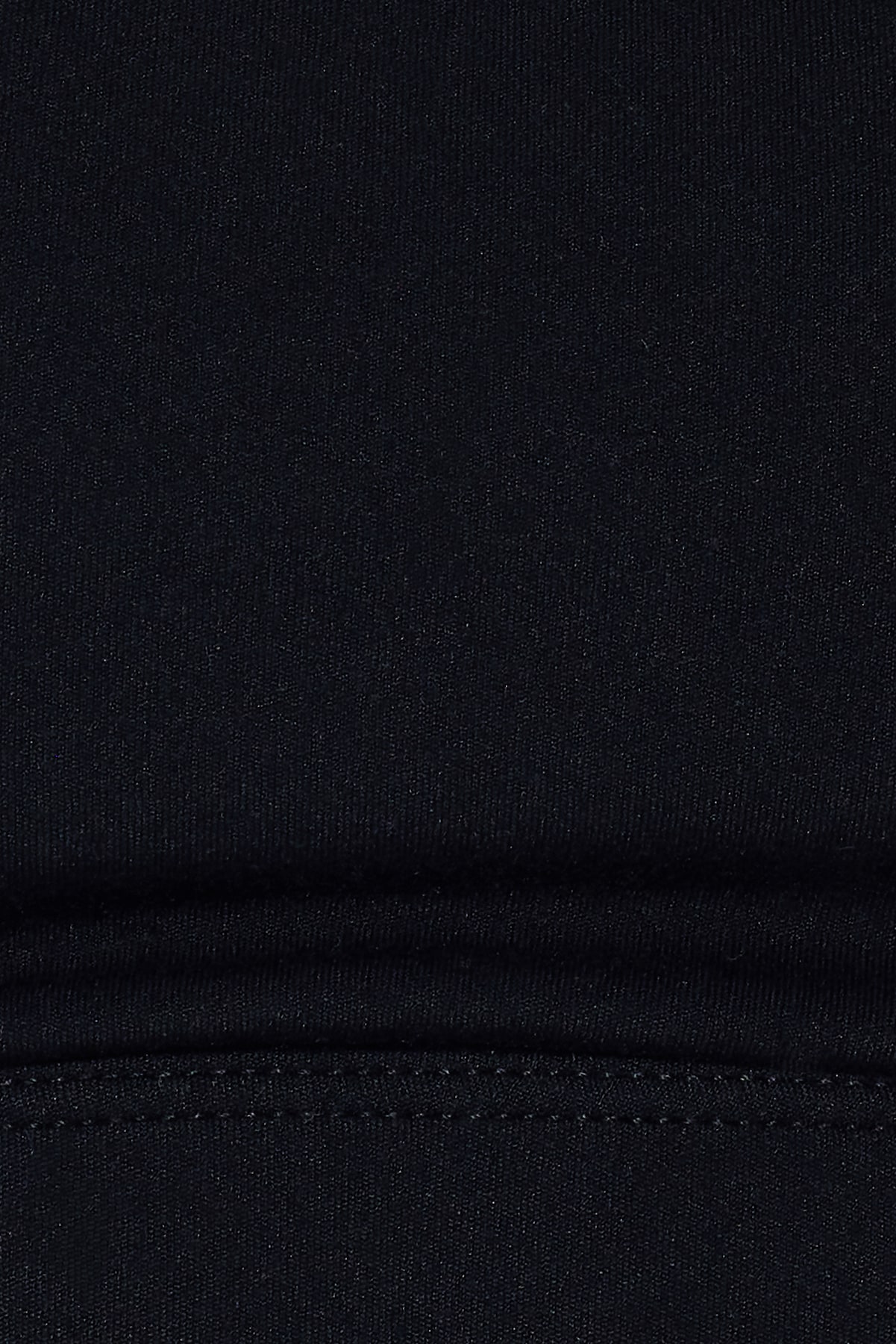 100104955_06V_alt3_1920x2880.jpg