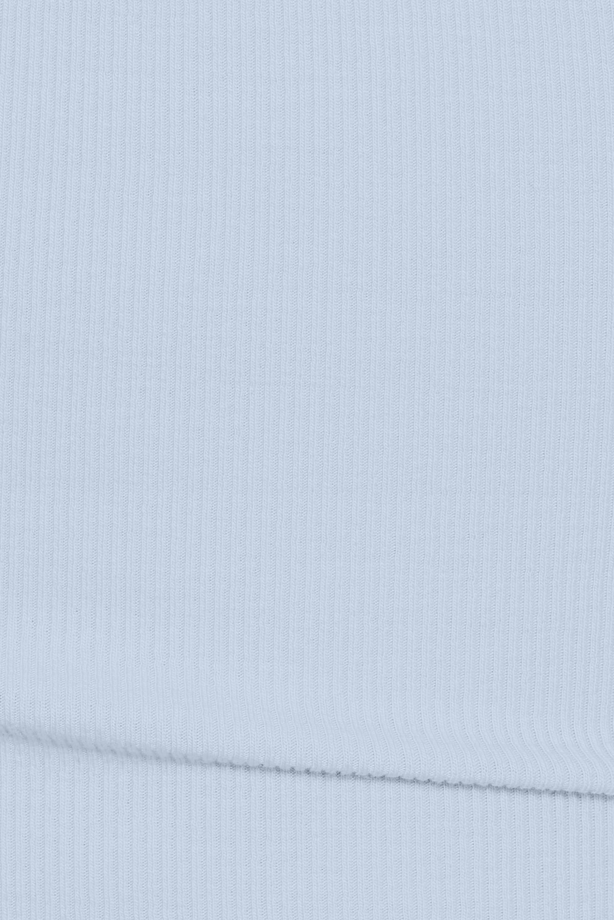 100105928_8KX_alt4_1920x2880.jpg