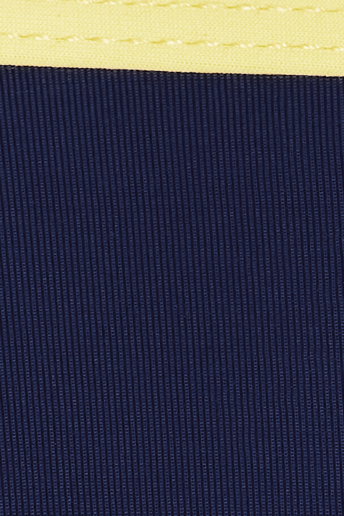 100106074_8RZ_alt3_1920x2880.jpg